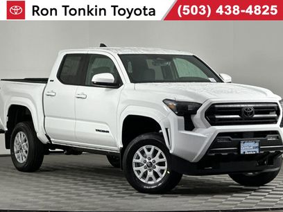 New 2025 Toyota Tacoma SR5