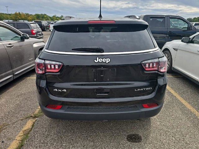 Used 2022 Jeep Compass Limited AWD/4WD image 4