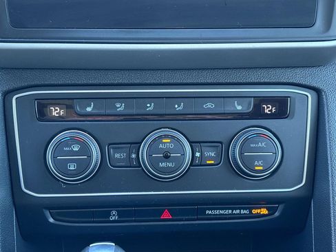 Used 2021 Volkswagen Atlas SE w/ Panoramic Sunroof Package image 28