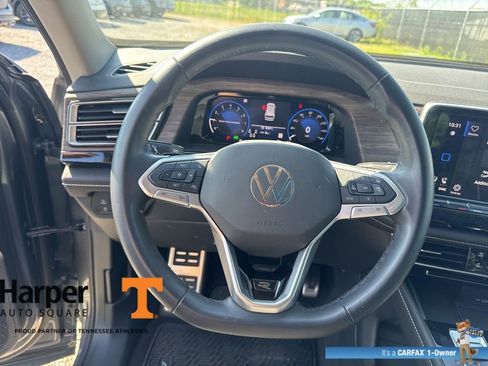 Used 2024 Volkswagen Atlas SEL Premium R-Line image 17