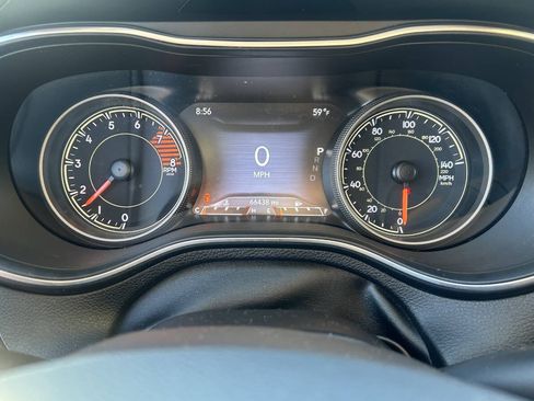 Used 2019 Jeep Cherokee Trailhawk w/ Cold Weather Group image 13