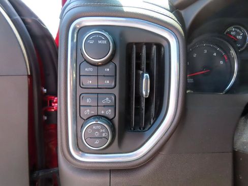 Used 2021 Chevrolet Silverado 3500 LTZ w/ LTZ Plus Package AWD/4WD image 32