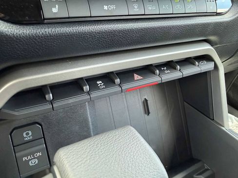 New 2026 Toyota Tundra SR5 AWD/4WD image 18