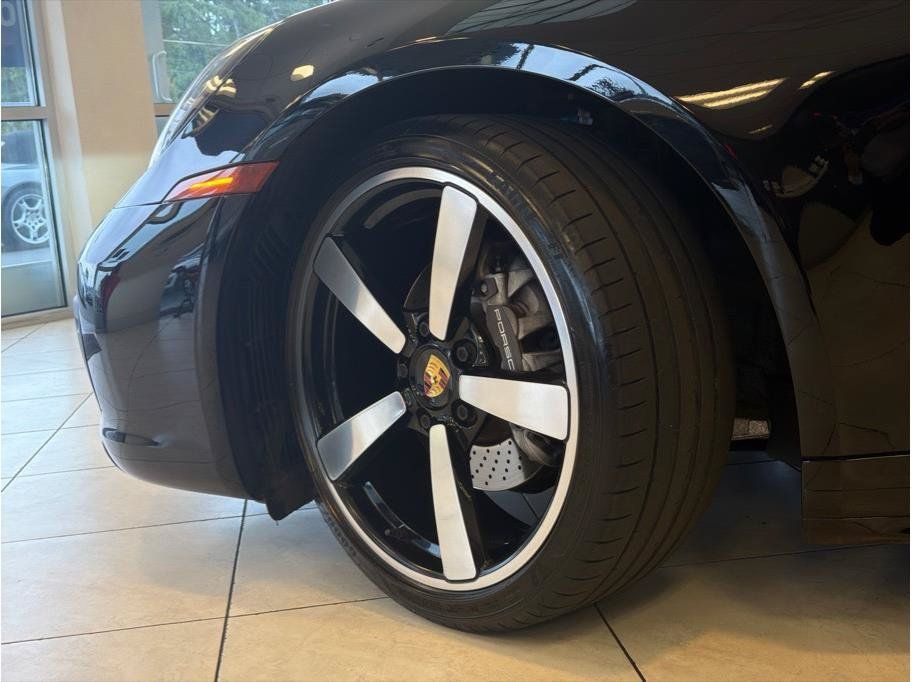 Used 2020 Porsche 911 Carrera image 33