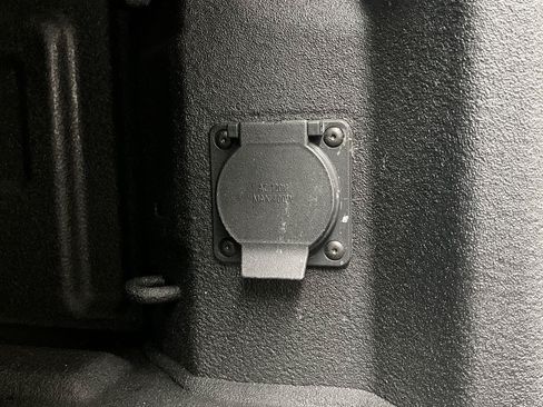 Certified 2024 GMC Sierra 1500 Denali Ultimate AWD/4WD image 36