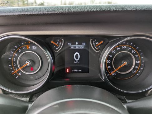 Used 2020 Jeep Wrangler Unlimited Sport image 20