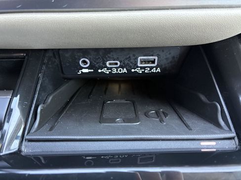 Used 2023 Subaru Outback Limited AWD/4WD image 33