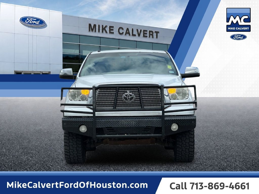 Used 2011 Toyota Tundra Limited w/ Memory Pkg AWD/4WD image 8
