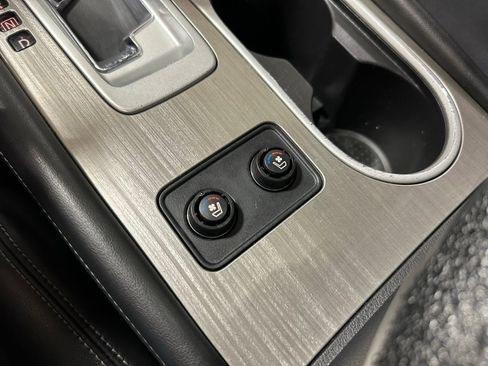 Used 2018 Nissan Murano Platinum FWD image 29