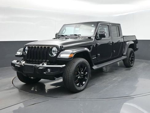 Used 2022 Jeep Gladiator Overland AWD/4WD image 4