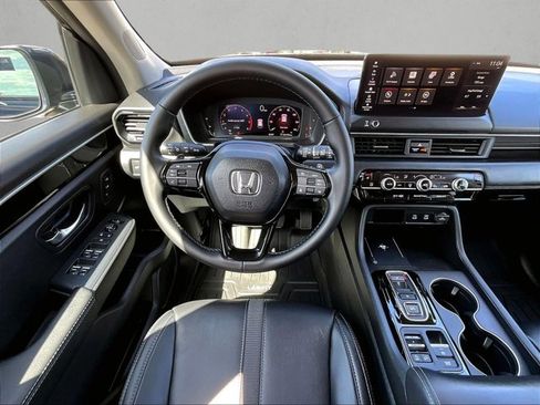 Used 2026 Honda Pilot EX-L image 7