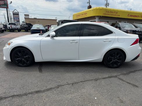 Used 2015 Lexus IS 250 RWD image 2