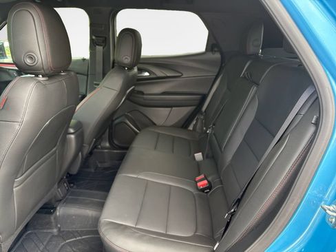 Used 2025 Chevrolet TrailBlazer RS w/ Convenience Package AWD/4WD image 22