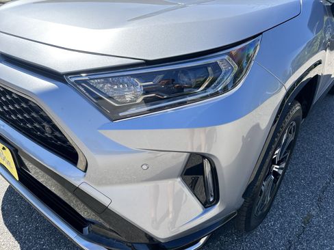 Used 2021 Toyota RAV4 XSE image 9