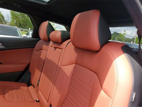 New 2025 Kia Sportage SX Prestige image 11