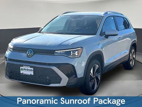 New 2026 Volkswagen Taos SE AWD/4WD image 2