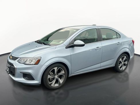 Used 2017 Chevrolet Sonic Premier w/ Driver Confidence Package FWD image 7