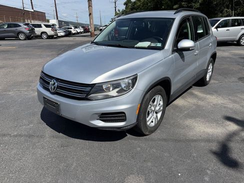 Used 2016 Volkswagen Tiguan S AWD/4WD image 1