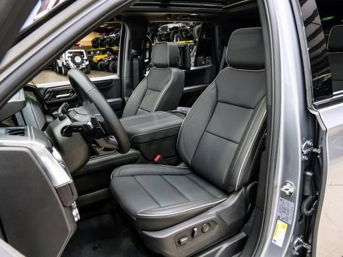 Used 2026 GMC Yukon Elevation w/ Elevation Premium Package AWD/4WD image 64
