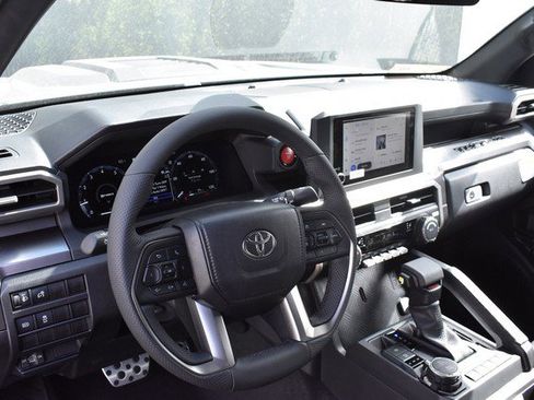 New 2025 Toyota Tacoma TRD Sport image 6