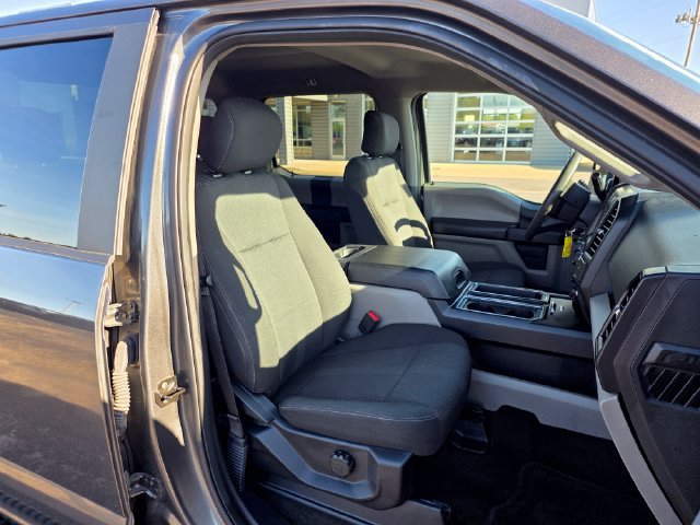 Used 2017 Ford F150 XL w/ Equipment Group 101A Mid AWD/4WD image 11