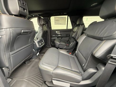 New 2026 Ford Expedition Tremor image 25