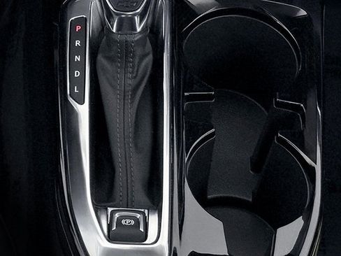 Used 2024 Chevrolet Trax LT w/ Driver Confidence Package image 16