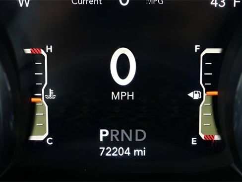 Used 2020 Jeep Wrangler Unlimited Sahara image 26