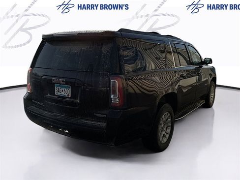 Used 2017 GMC Yukon XL SLT w/ Open Road Package image 10