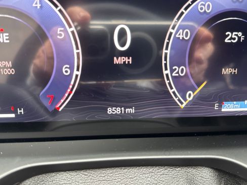 Certified 2024 Jeep Grand Cherokee L Altitude image 20