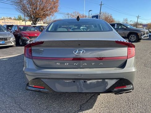 Certified 2023 Hyundai Sonata SEL w/ Convenience Package image 18