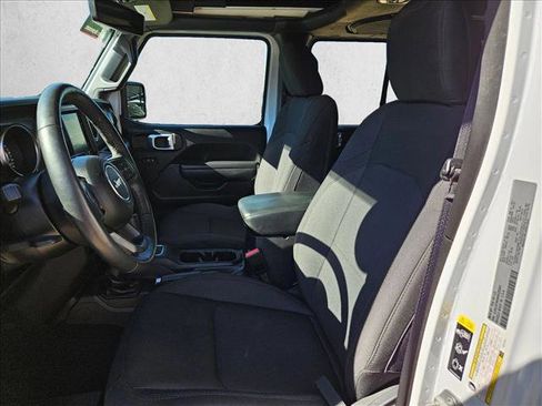 Used 2022 Jeep Wrangler Unlimited Sport w/ Sun And Sound Package image 19