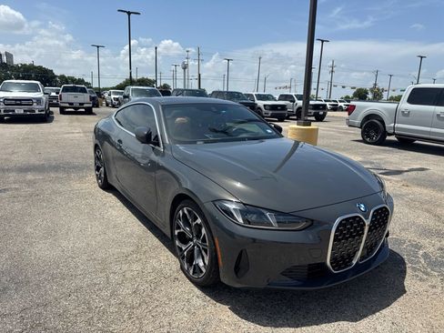 Used 2026 BMW 430i Coupe w/ Premium Package RWD image 3