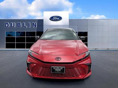 Used 2025 Toyota Camry XSE FWD image 2