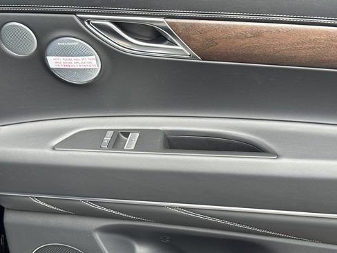 New 2026 Genesis GV80 3.5T Prestige AWD/4WD image 18