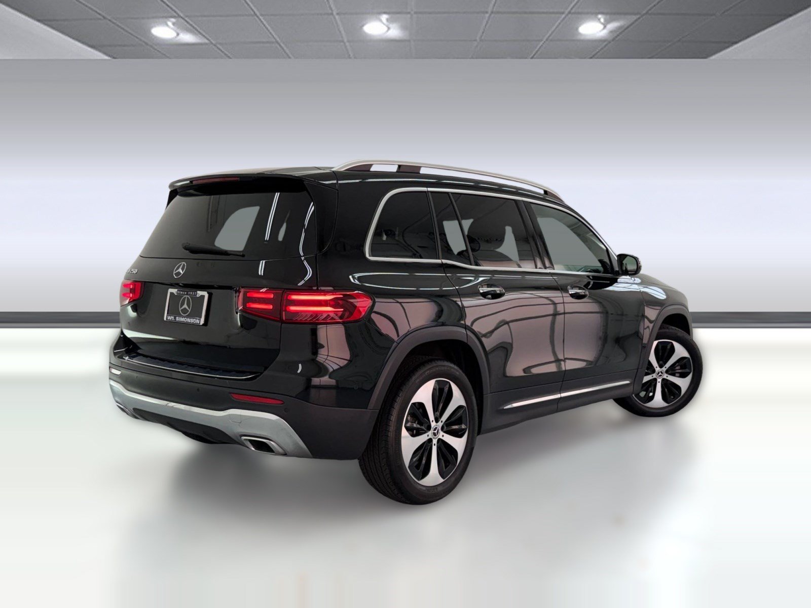 Certified 2024 Mercedes-Benz GLB 250 image 8