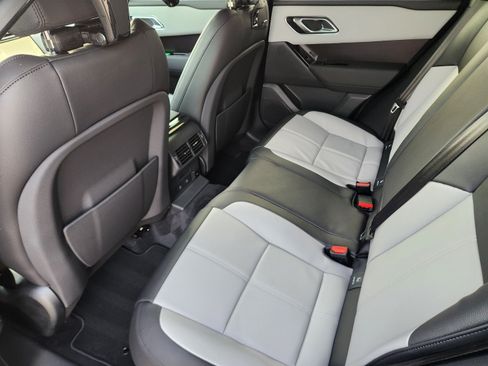 New 2026 Land Rover Range Rover Velar Dynamic SE AWD/4WD image 30