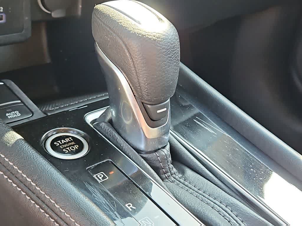 Used 2024 Nissan Kicks SV FWD image 21