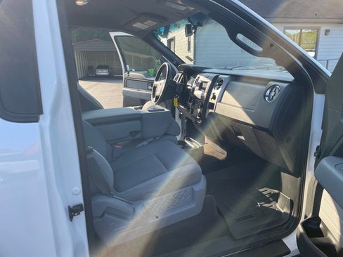 Used 2013 Ford F150 XLT w/ Mid Equipment Group RWD image 15