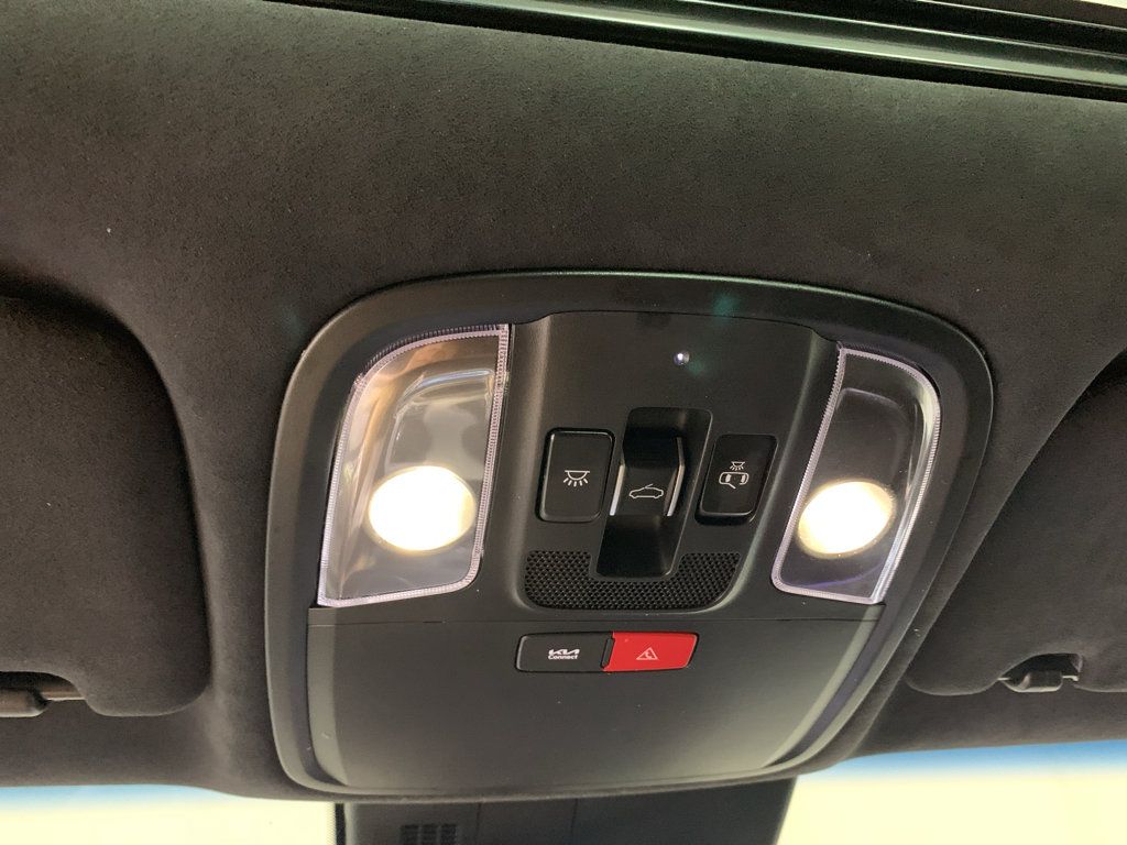 Used 2023 Kia Stinger GT2 w/ Option Group 015 RWD image 26