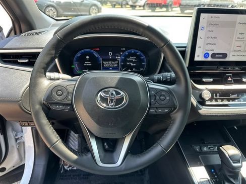 Used 2026 Toyota Corolla Cross AWD Hybrid w/ Convenience Package image 35