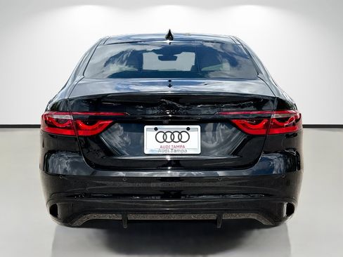 Used 2023 Jaguar XF SE image 4