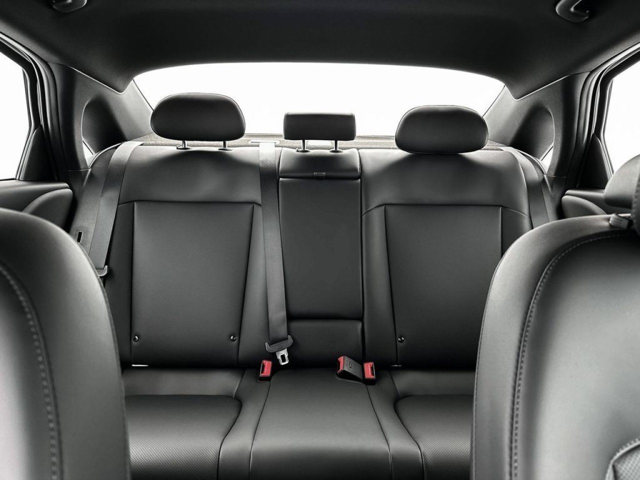 New 2025 Hyundai Ioniq 6 SEL RWD image 16