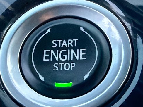 Used 2021 Cadillac XT6 Premium Luxury image 37