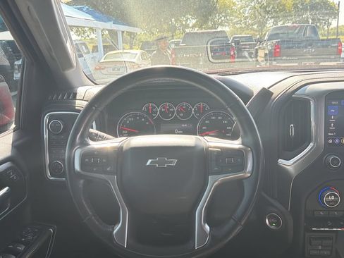 Used 2020 Chevrolet Silverado 1500 LT Trail Boss AWD/4WD image 13