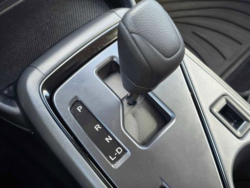 Used 2024 Subaru Crosstrek 2.0i image 32