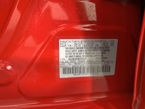 Used 2019 Nissan Sentra SR image 13