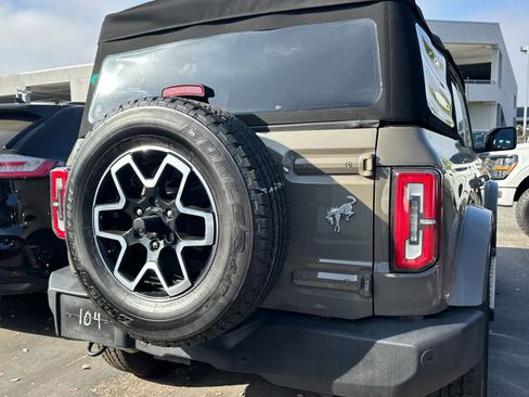 Used 2025 Ford Bronco Outer Banks AWD/4WD image 5
