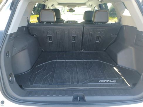 Used 2022 GMC Terrain AT4 w/ Infotainment Package II image 20