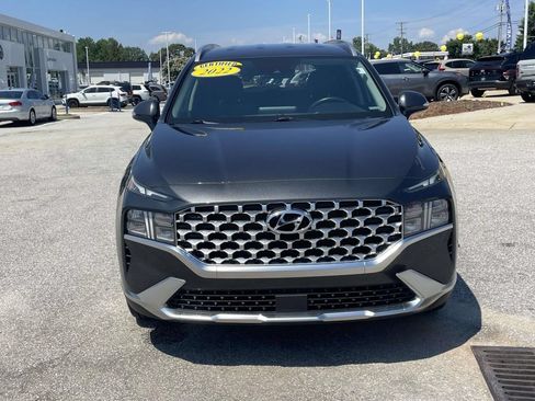 Used 2022 Hyundai Santa Fe SEL w/ Convenience Package FWD image 2